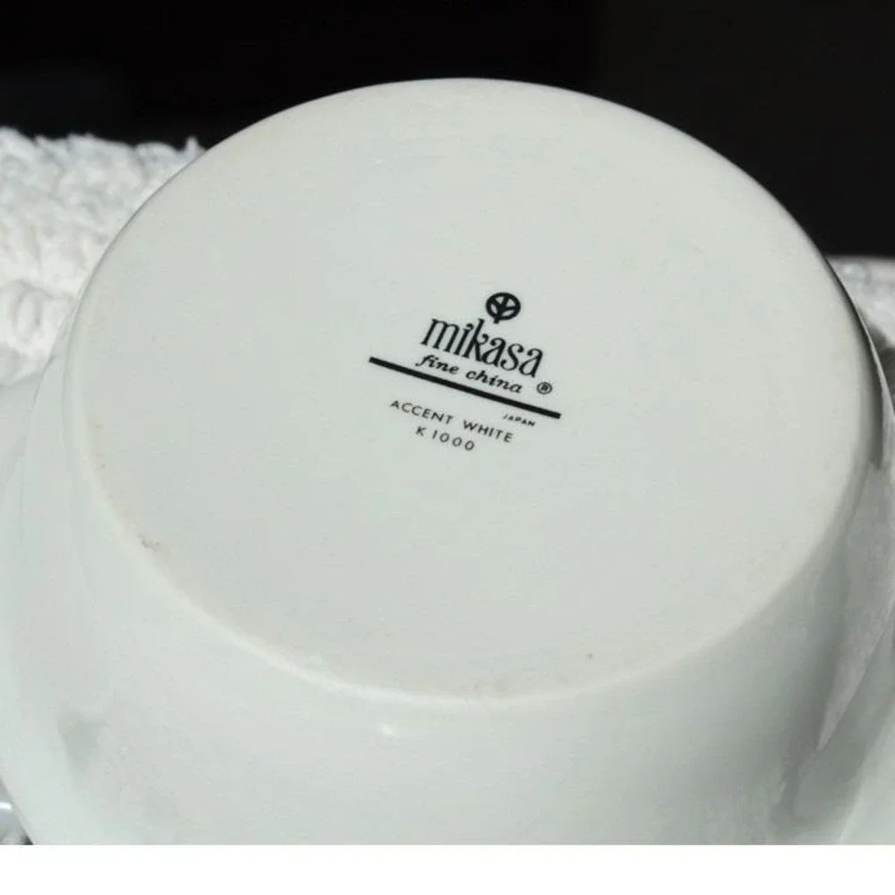 Mikasa‎ Fine China Accent White K1006 Ramekin Bowl with Lid